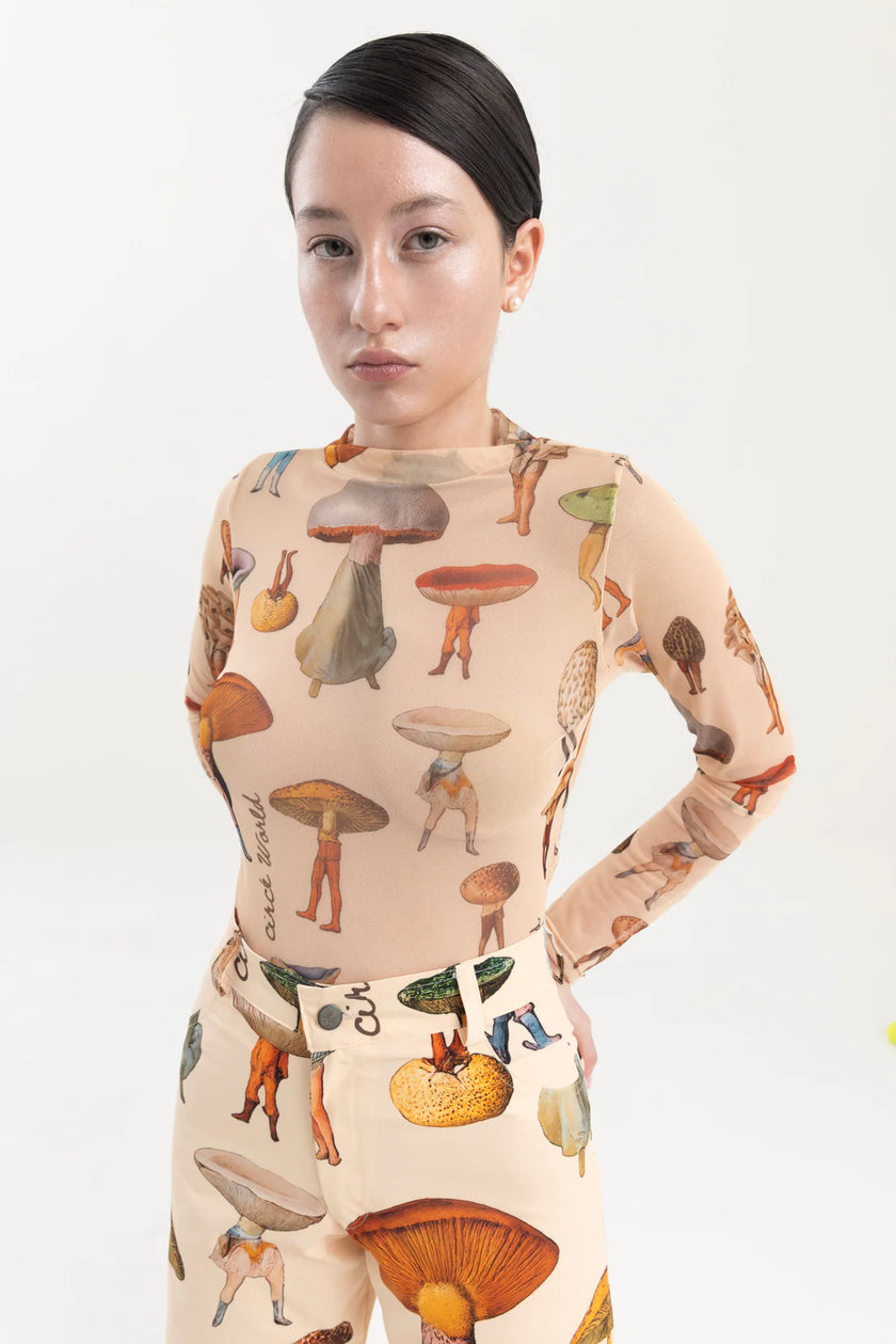 <strong>CIRCÉ</STRONG><BR>Mýkitas Top