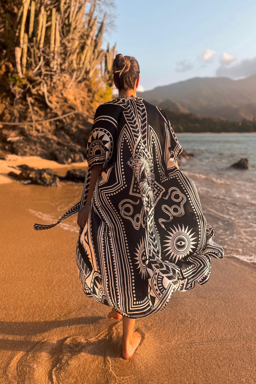 Plissé | Nazar Kimono, Black