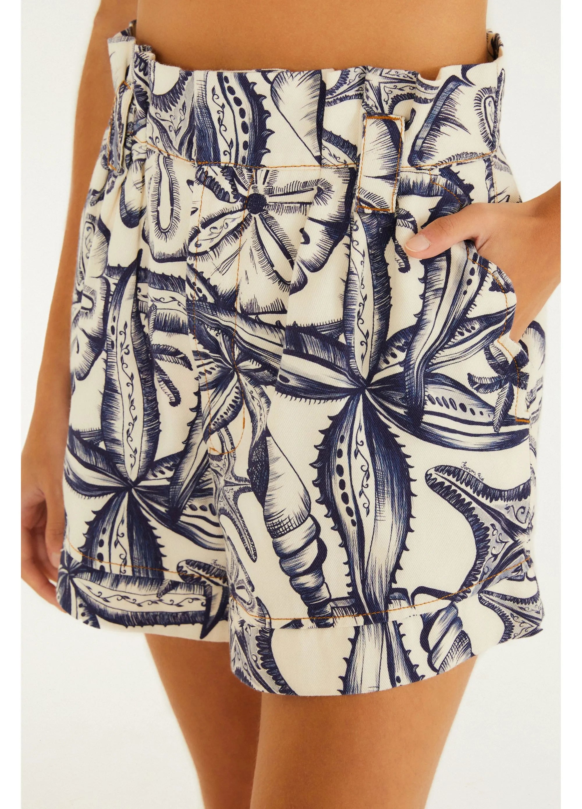 <strong>FARM RIO</strong><br> Short Sarja Desejo