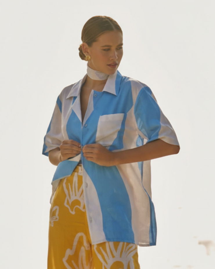 <strong>BAHAMA MAMA</strong><br> Striped Shirt