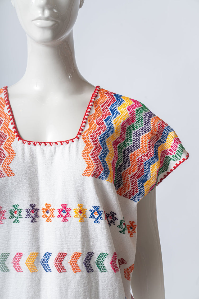Vestido Oaxaca Blanco con Acentos Multicolor