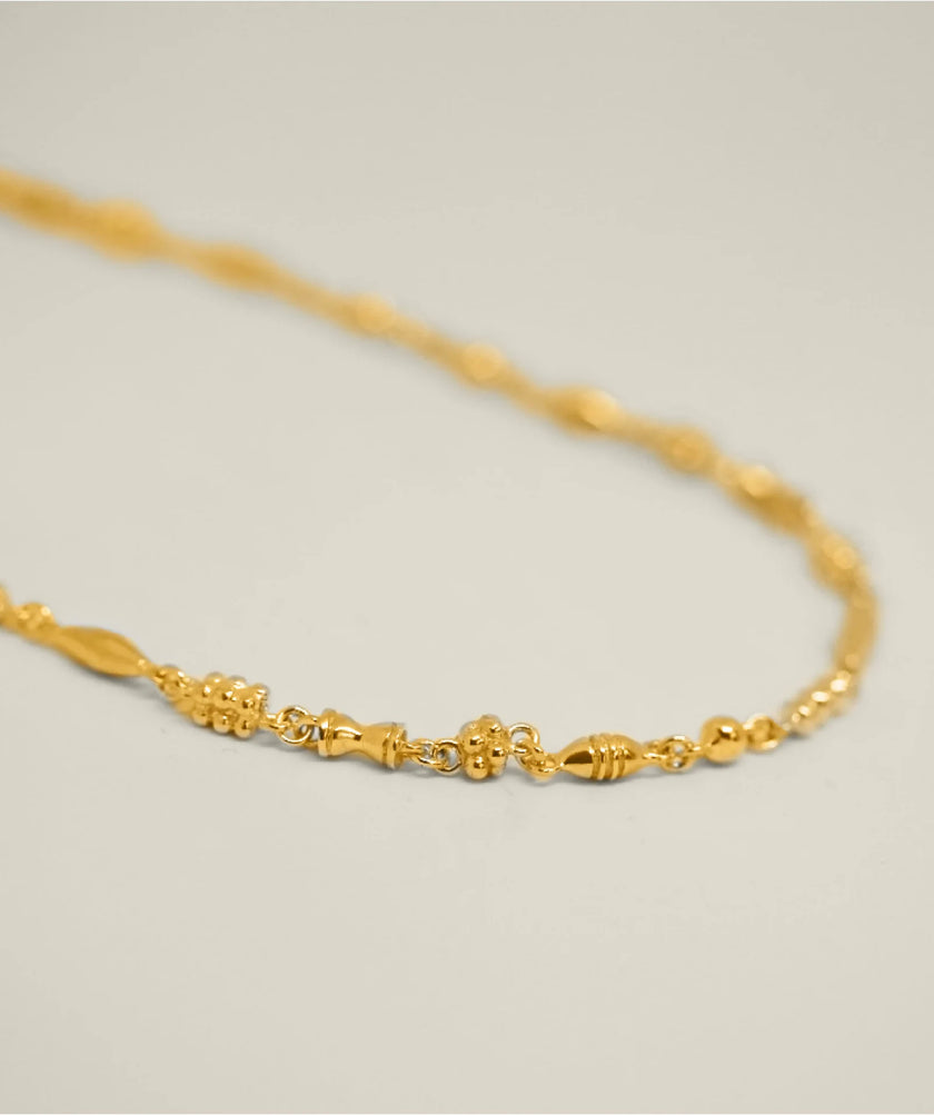 Aysha Bilgrami | Sabba Chain in Gold