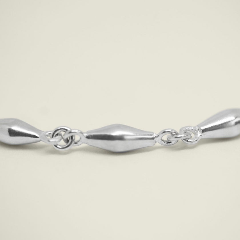 Aysha Bilgrami | Vam Chain in Silver
